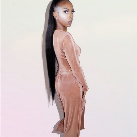 Set - Picture 3 of 3